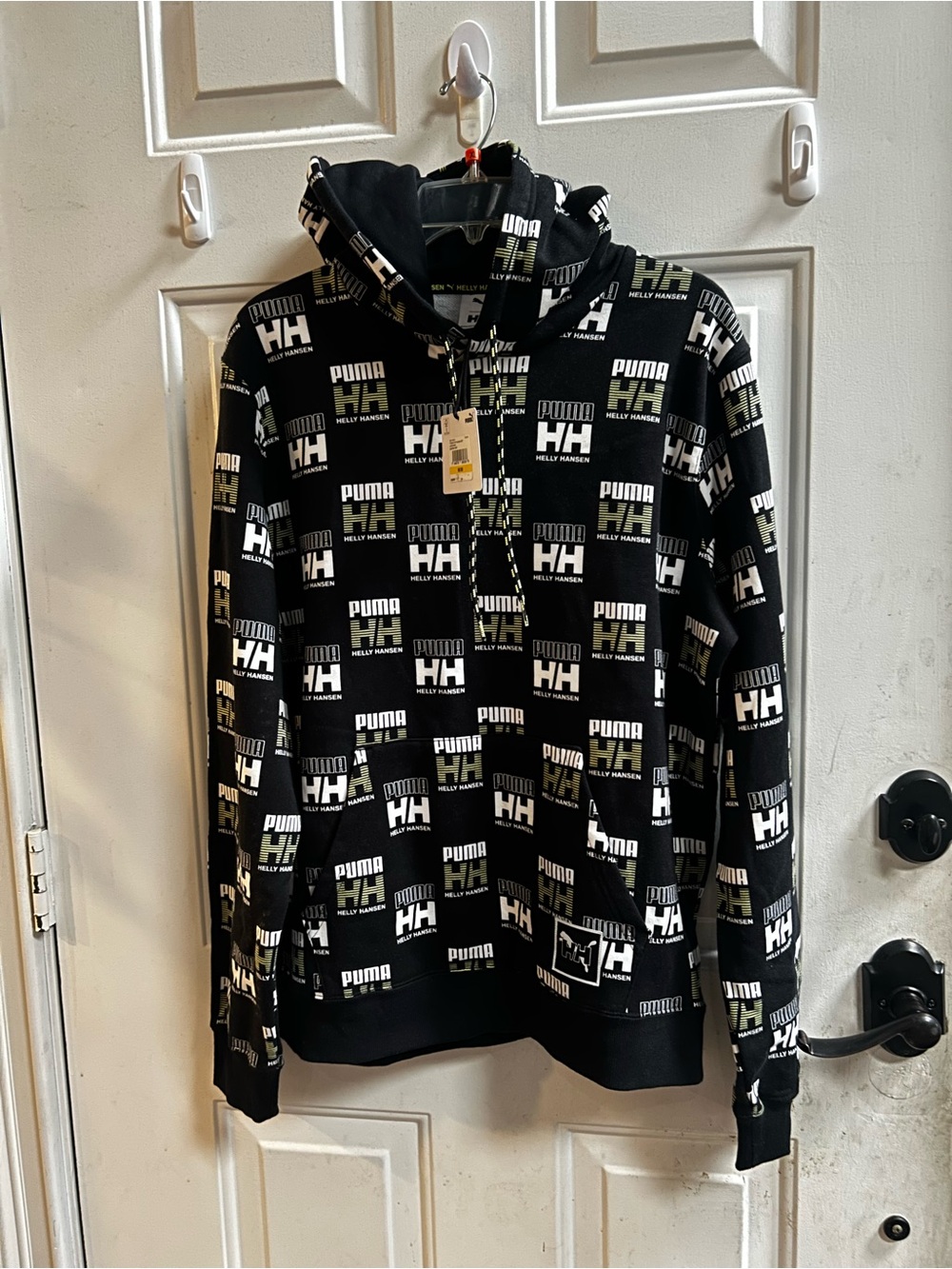 Puma x Helly Hansen Black AOP men’s Logo-Print Hoodie Sz M
